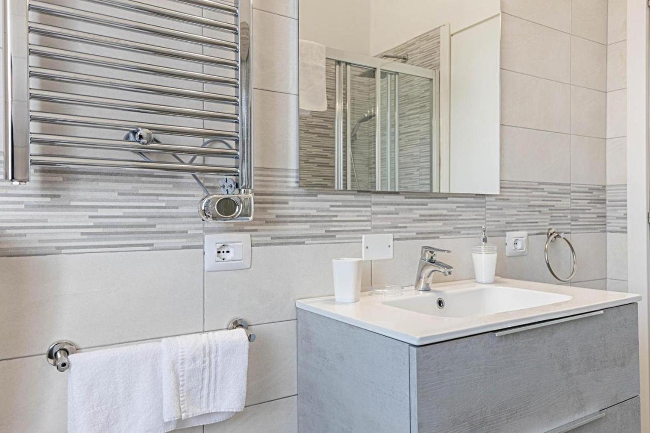 Appartement La Terrazza à Peschiera del Garda Extérieur photo
